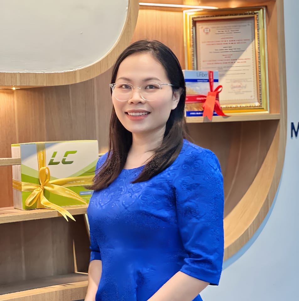 NGUYỄN THỊ HỒNG