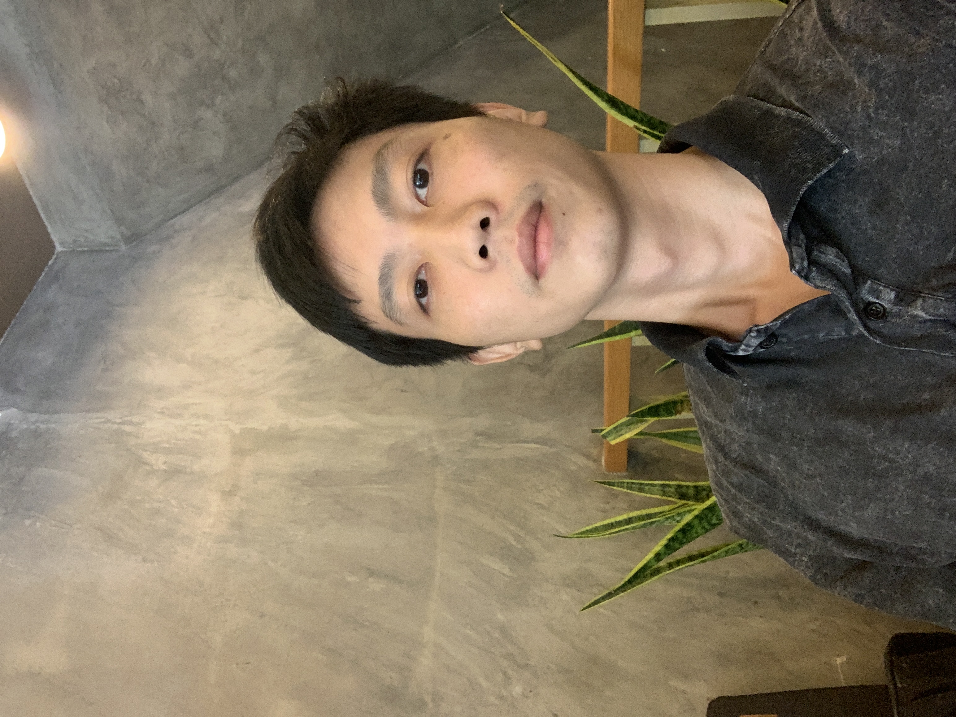 Tuấn Hoàng
