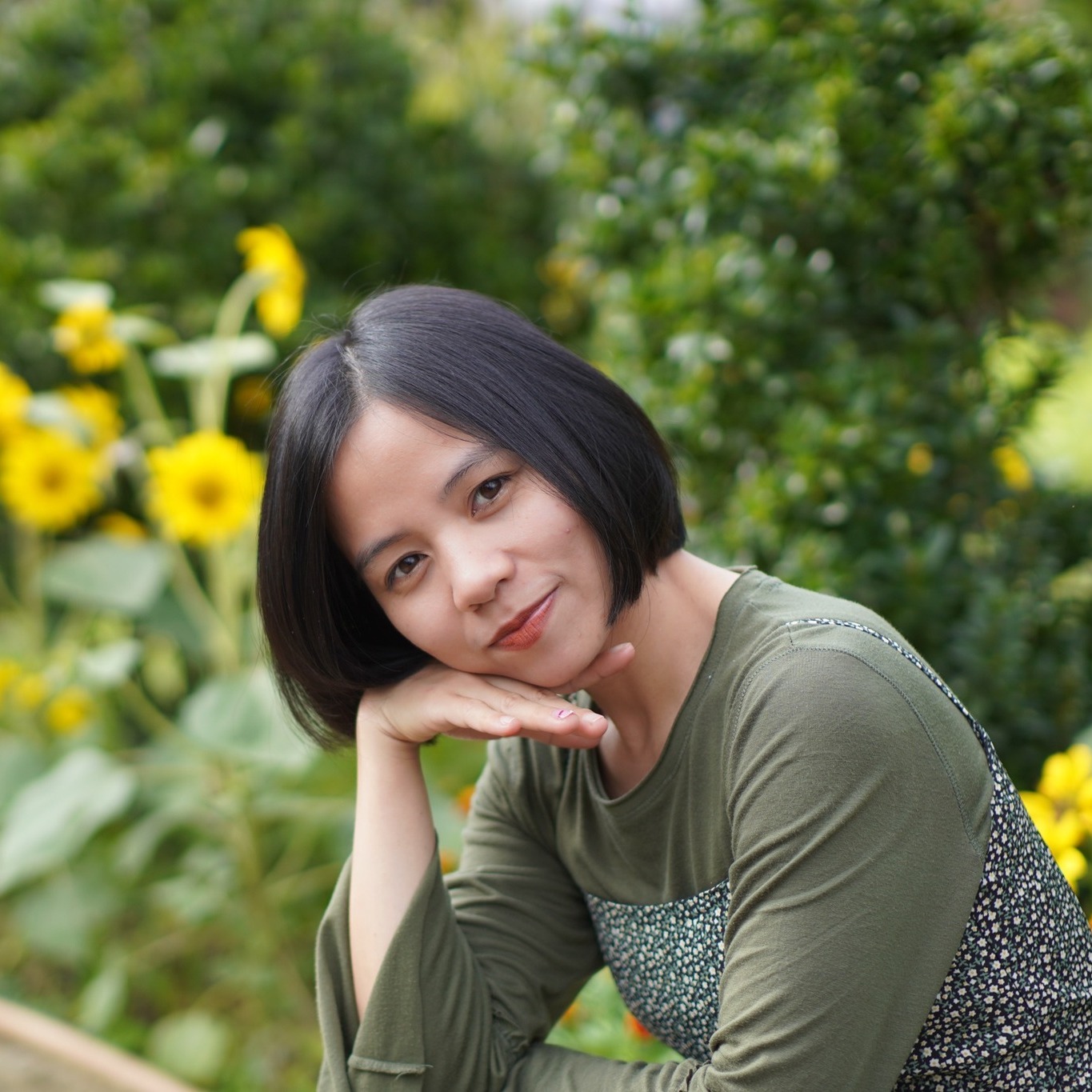 LÊ THỊ CÔNG SỨ