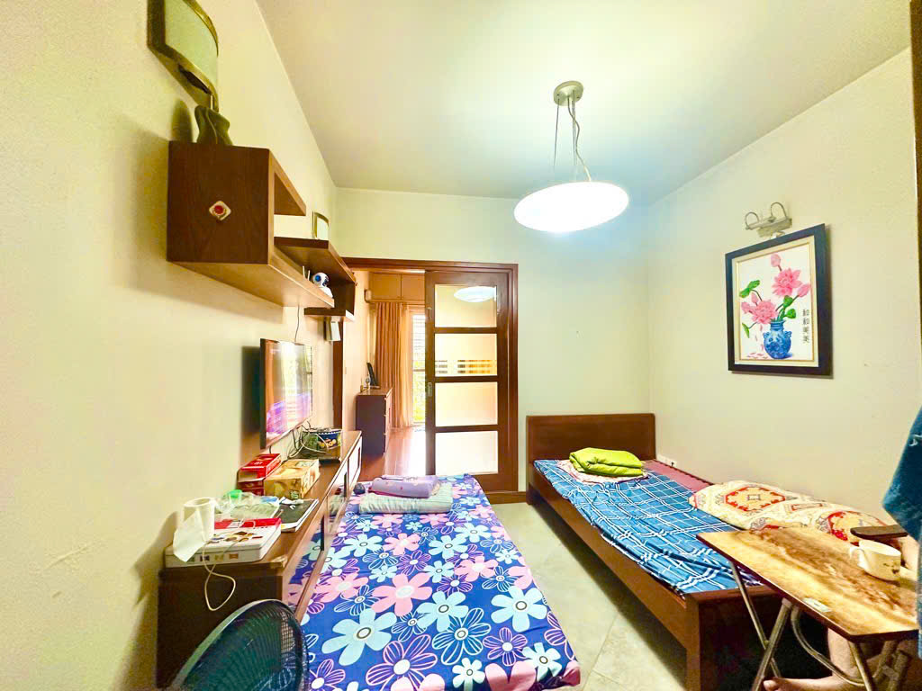 NHÀ ĐẸP Ở NGAY ÂU CƠ TỨ LIÊN TÂY HỒ