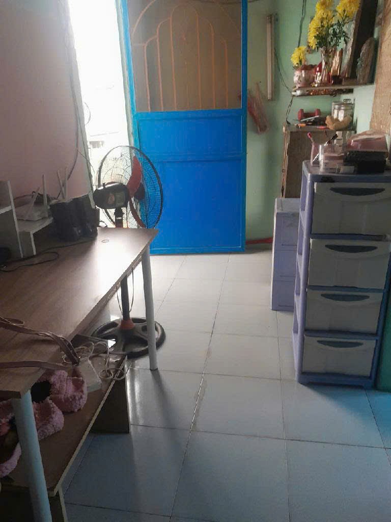 Chủ gấp lắm nhà đẹp vào ở ngay 2 tầng giá nhỉng 4,x tỷ ngay Linh Đông.