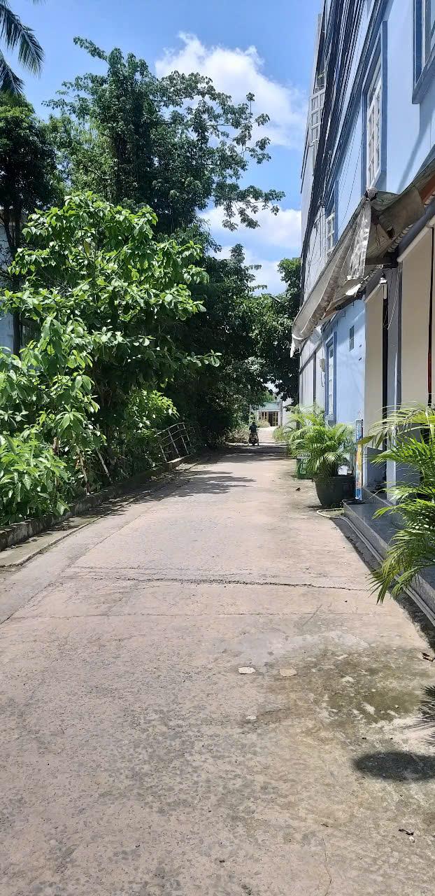 Nhà nát giá mềm, vị trí vàng, ngay trung tâm Thủ Đức chỉ với 4,3 tỷ.
