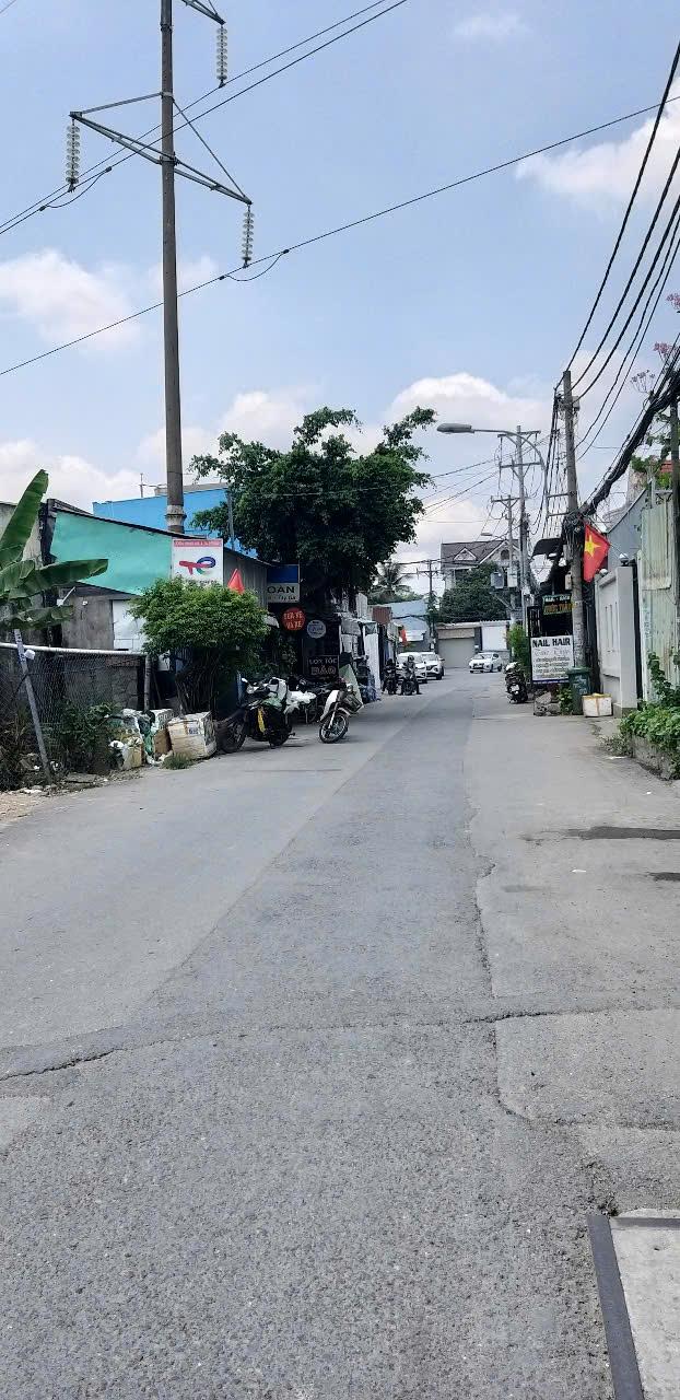 Cần bán gấp nhà đẹp không tì vết, chỉ cần sách vali về ở ngay chỉ 4,5 tỷ. !
