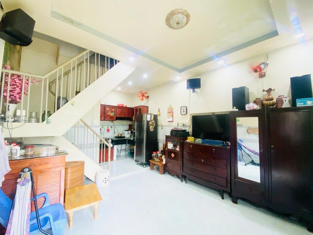 Siêu phẩm giá tốt chính chủ bán gấp nhà HXH Tô Ngọc Vân chỉ 6,2T. !