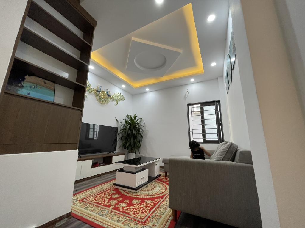 PHỐ TỰU LIỆT, THANH TRÌ, Ô TÔ ĐỖ, 32M2 5 TẦNG FULL NỘI THẤT 5,2 TỶ