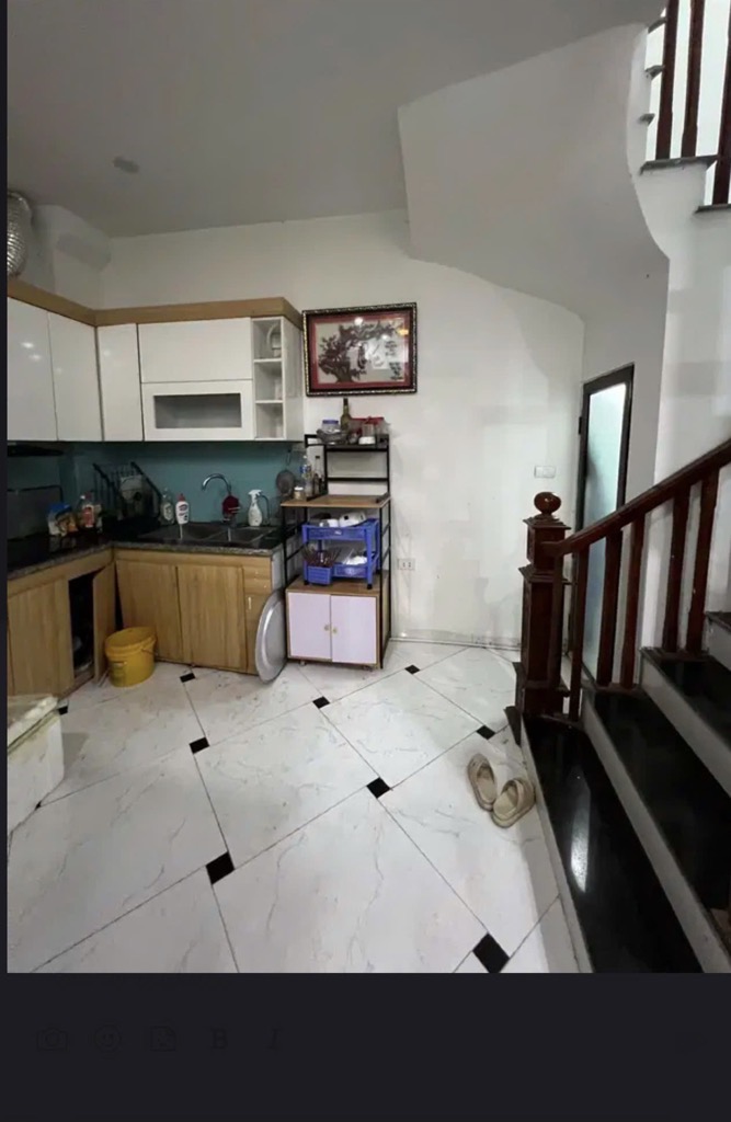 HÀNG XÓM UBND HUYỆN THANH TRÌ, 36M2 4 TẦNG GIÁ 4,85 TỶ