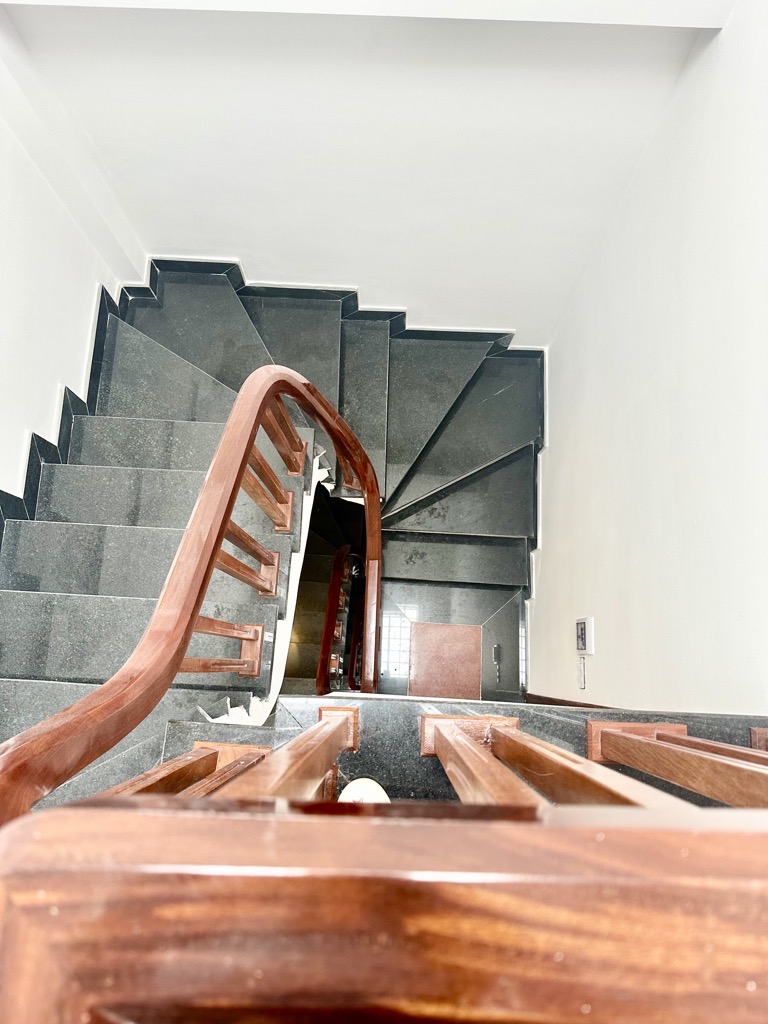 HÀNG XÓM UBND HUYỆN THANH TRÌ, 36M2 4 TẦNG GIÁ 4,85 TỶ