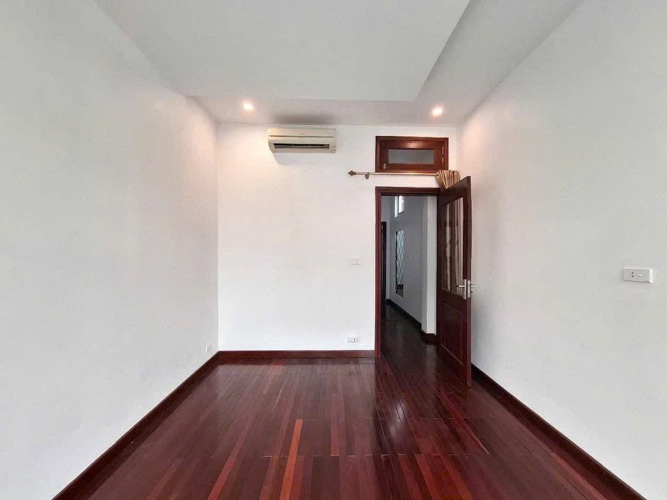 CHỢ VĂN ĐIỂN, 34M2 4 TẦNG, Ô TÔ, 5,4 TỶ