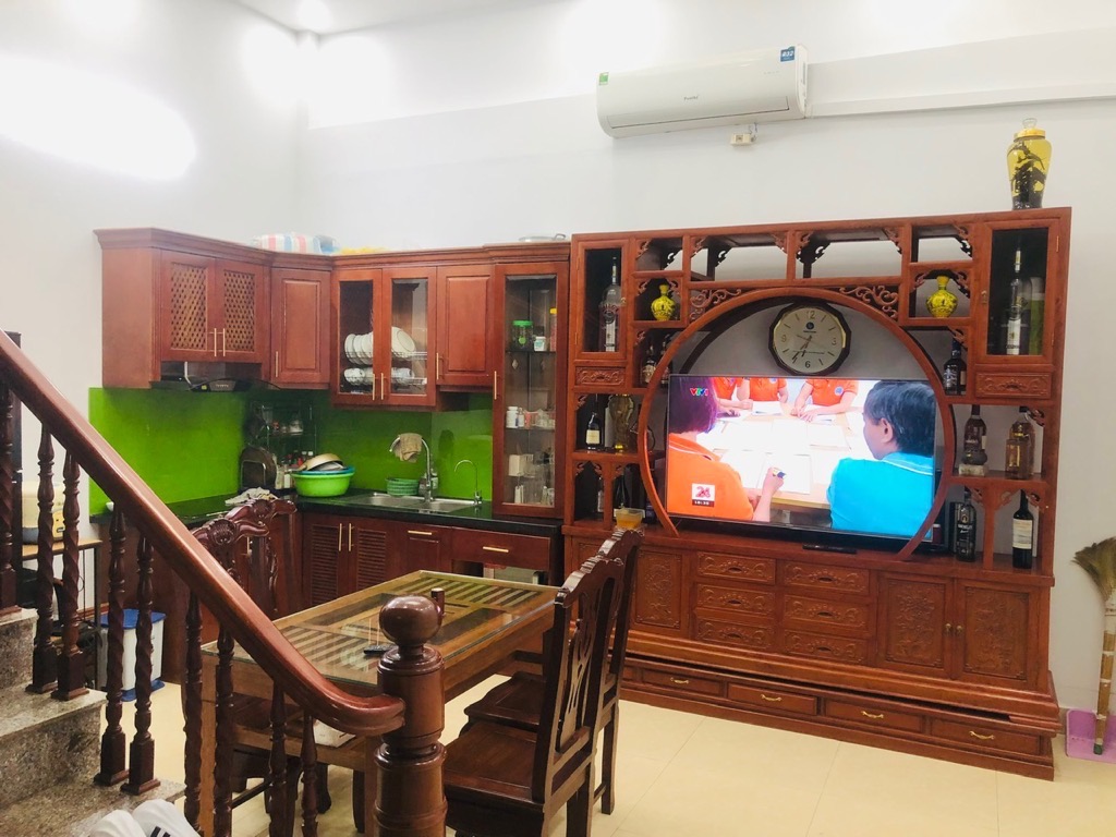 NGÕ 15 NGỌC HỒI, NHÀ ĐẸP, GẦN Ô TÔ TRÁNH 30M2 5 TẦNG 5,6 TỶ