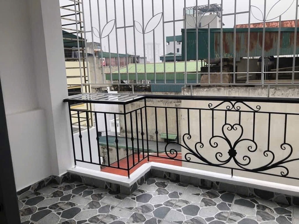 GẦN TTTM THANH TRÌ, NHÀ DÂN XÂY, NGÕ NÔNG, LÔ GÓC 10M RA Ô TÔ 34M2 4 TẦNG 5,65 TỶ