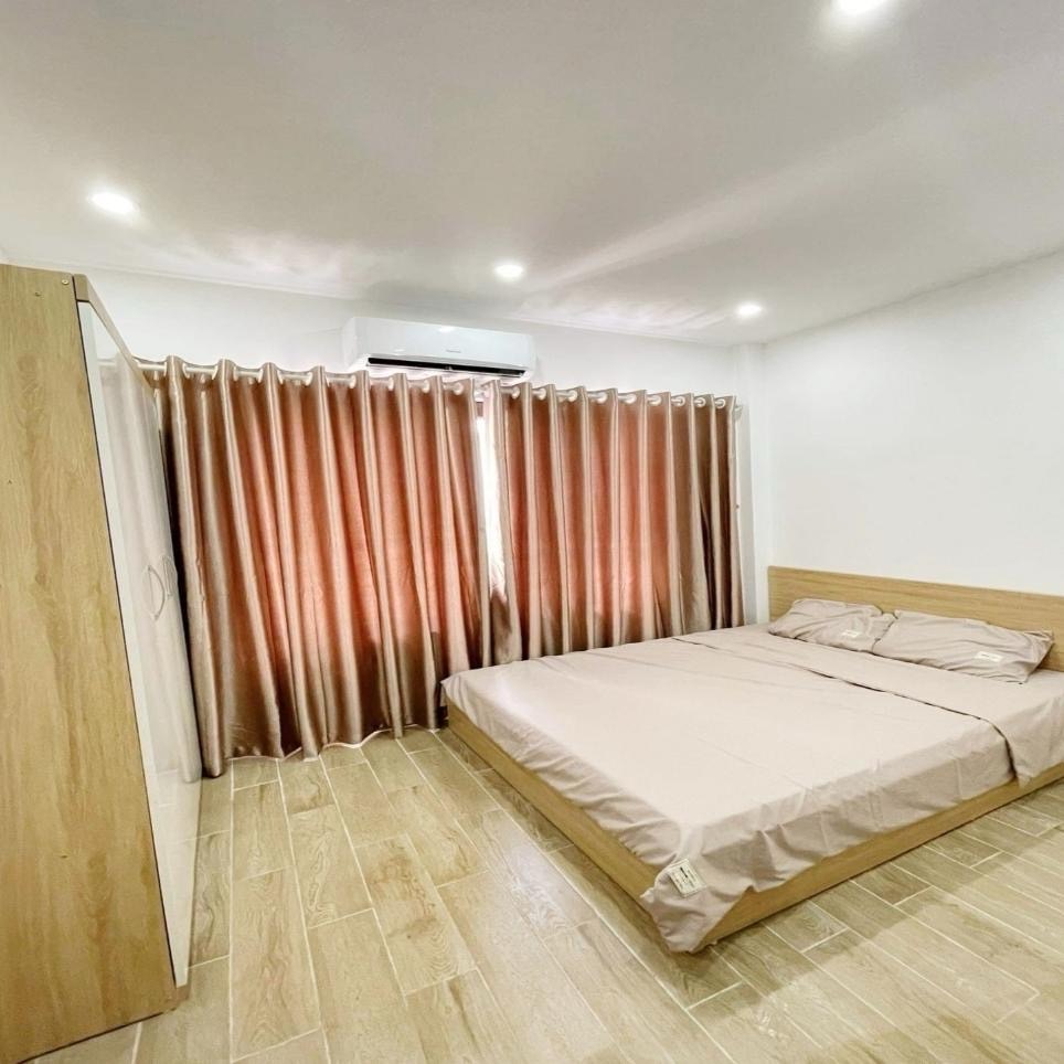 HÀNG XÓM TÒA ÁN THANH TRÌ NHÀ MỚI ĐẸP 34M2 6 TẦNG MẶT TIỀN 4M GIÁ 5,4 TỶ