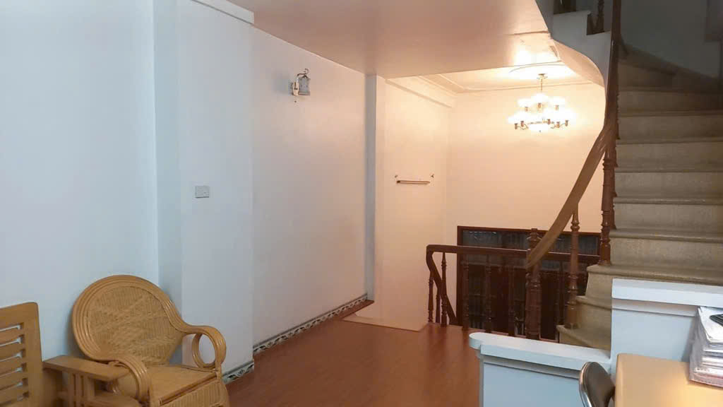 HOÀNG MAI, PHÂN LÔ VỈA HÈ Ô TÔ TRÁNH 39M2 4 TẦNG 10 TỶ