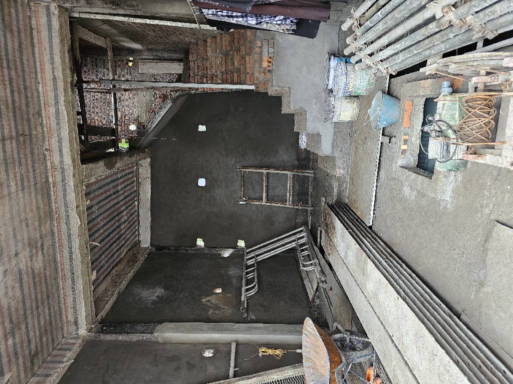 THANH TRÌ, GẦN Ô TÔ PHÂN LÔ ĐẸP 32M2 5 TẦNG CHỈ 4,45 TỶ