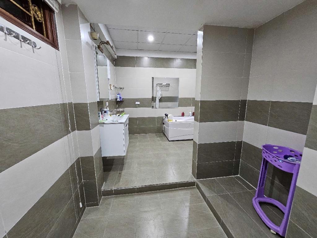 Bán nhà Trung Văn, ô tô đỗ cửa, vài bước ra phố, 46m2, 4 tầng, nội thất đẹp, nhỉnh 7 tỷ