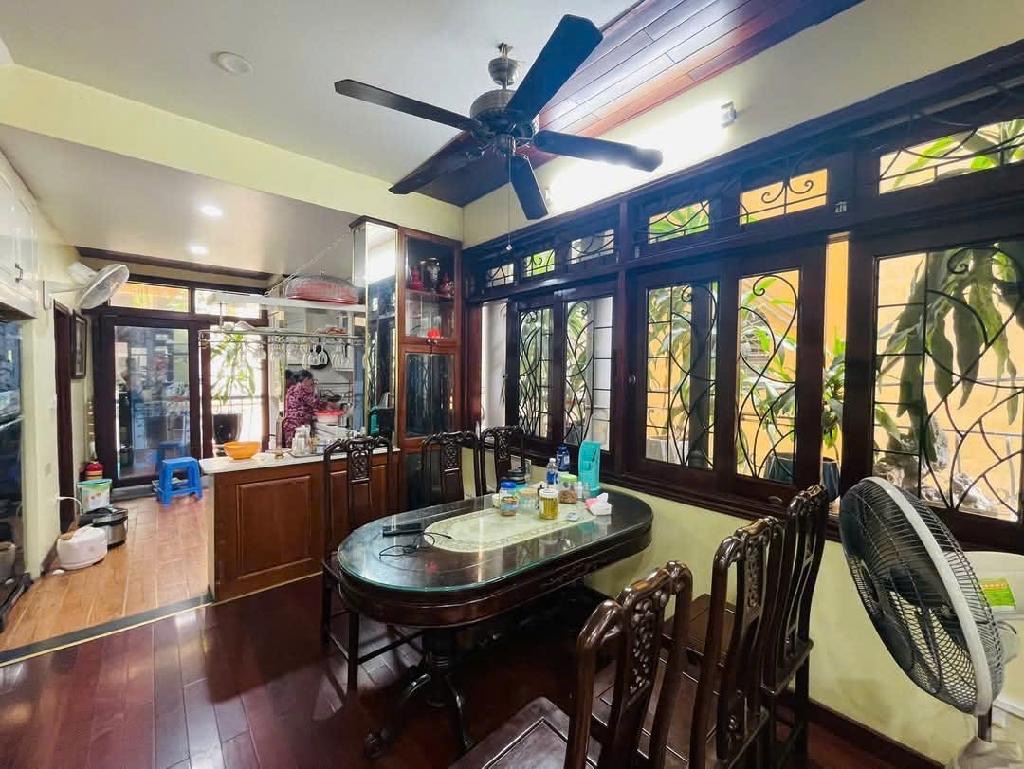 Bán nhà Trường Chinh, ô tô ngủ trong nhà, lô góc, nội thất gỗ xịn, 58m2, nhỉnh 19 tỷ