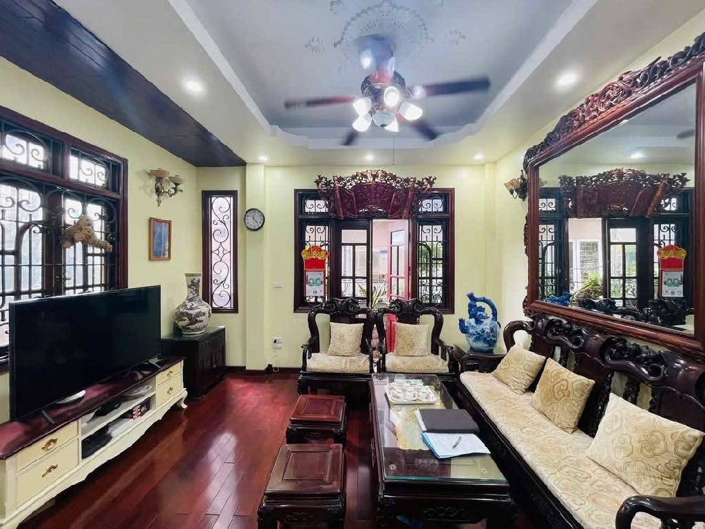 Bán nhà Trường Chinh, ô tô ngủ trong nhà, lô góc, nội thất gỗ xịn, 58m2, nhỉnh 19 tỷ