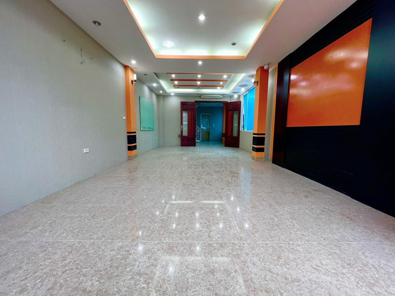 Bán nhà Trung Kính, văn phòng kinh doanh kết hợp ở, phân lô ô tô, 58m2, nhỉnh 18 tỷ