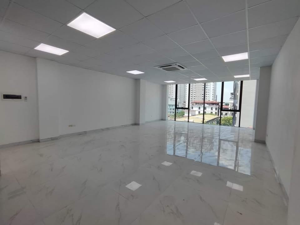 Bán nhà Trung Kính, văn phòng kinh doanh kết hợp ở, phân lô ô tô, 58m2, nhỉnh 18 tỷ