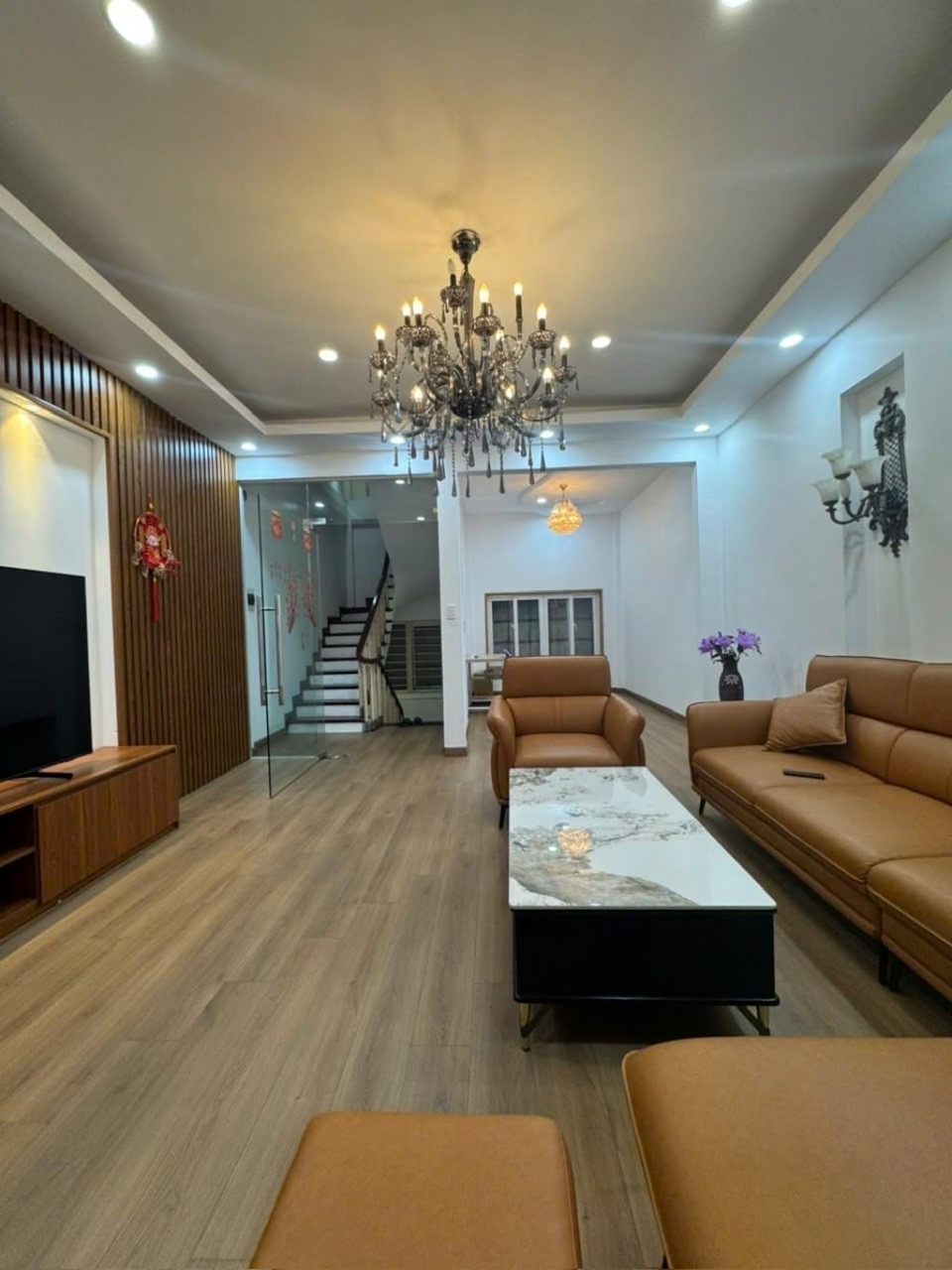 Bán nhà Lê Văn Lương, ô tô 5 chỗ ngủ trong nhà, 2 thoáng, 48m2, hơn 11 tỷ
