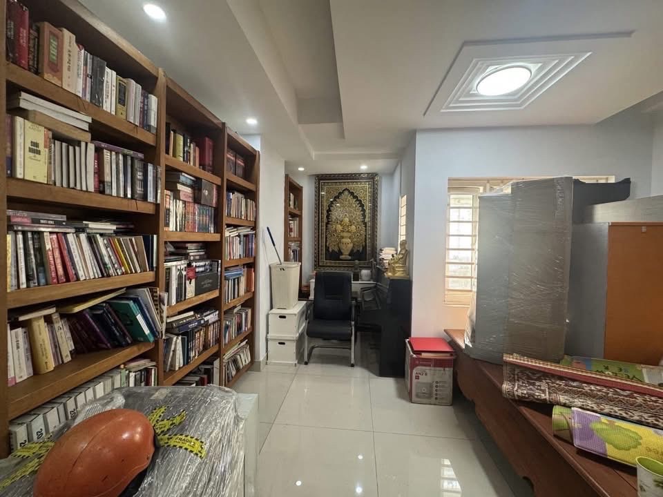 Bán nhà Ngụy Như Kon Tum, mặt ngõ phân lô, kinh doanh đỉnh, 44m2, hơn 12 tỷ