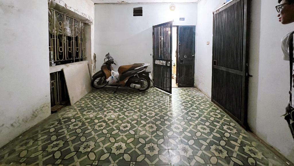 Bán nhà Thanh Xuân Bắc, 3PN, 2WC, nội thất đẹp, ô tô đỗ chân cầu thang, chỉ 3,8 tỷ