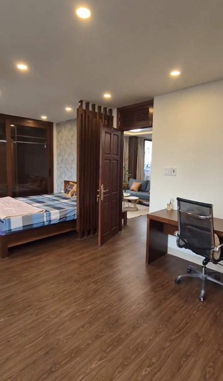 Bán căn hộ Penhouse Vũ Trọng Phụng, 130m2, như khách sạn 5 sao, nhỉnh 4 tỷ
