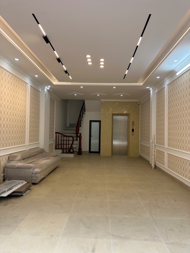 Bán nhà Ngụy Như Kon Tum, gara ô tô, thang máy, kinh doanh văn phòng, 55m2, chỉ 17,8 tỷ
