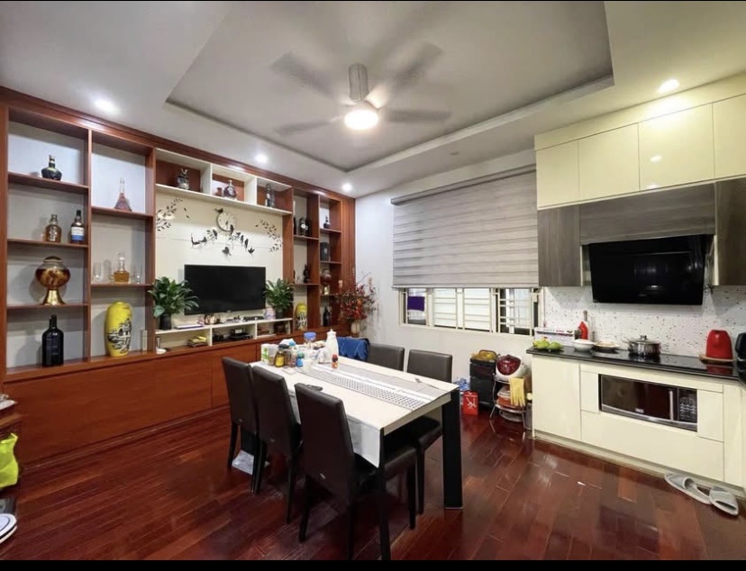Bán nhà Lê Văn Lương, gara ô tô 7 chỗ, nội thất nhập khẩu từ Italia, 54m2, nhỉnh 16 tỷ