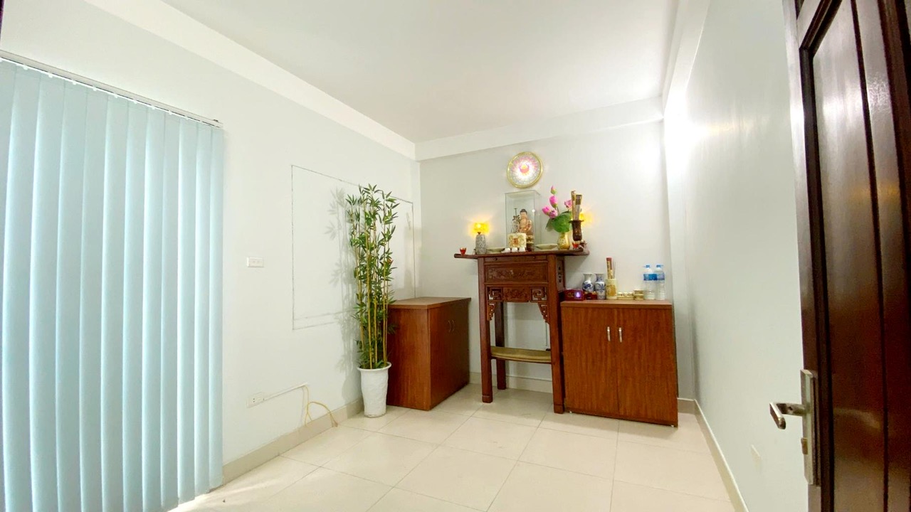 Bán nhà Trung Văn, ô tô đỗ cửa, mặt tiền kinh doanh, gần phố, 38m2, chưa đến 6 tỷ