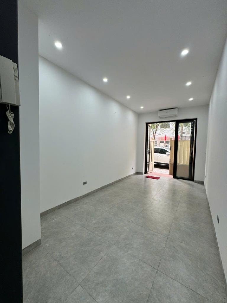 Nguyễn Tuân, THANG MÁY, VỈA HÈ ôtô tránh, 67M2, 2THOÁNG, 6 TẦNG, FULL nội thất, hơn 15 tỷ