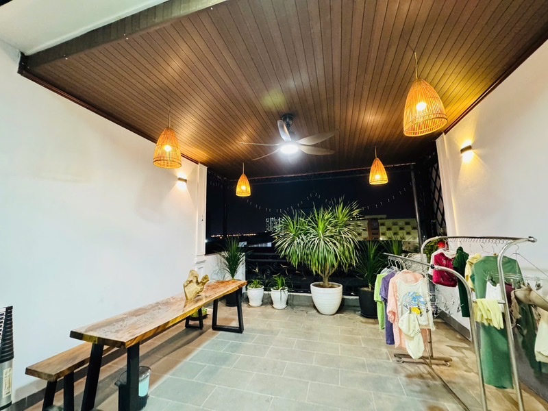 NHÀ ĐẸP Nguyễn Ngọc Vũ, PHÂN LÔ Ô TÔ ĐỖ CỬA, NGÕ THÔNG KINH DOANH, Full NT, 72m2, 14.x tỷ