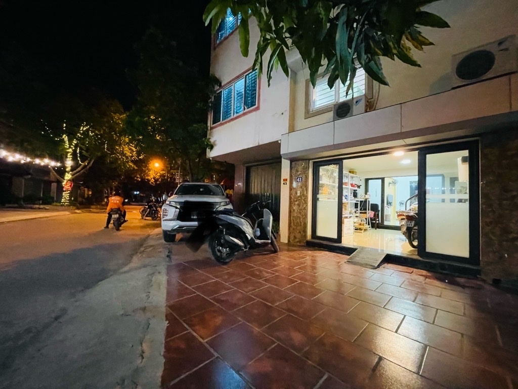 QUAN NHÂN, Ô TÔ ĐỖ CỬA VÀO NHÀ, MẶT TIỀN RỘNG KINH DOANH, NHÀ ĐẸP Ở NGAY, 55M2, HƠN 11 TỶ
