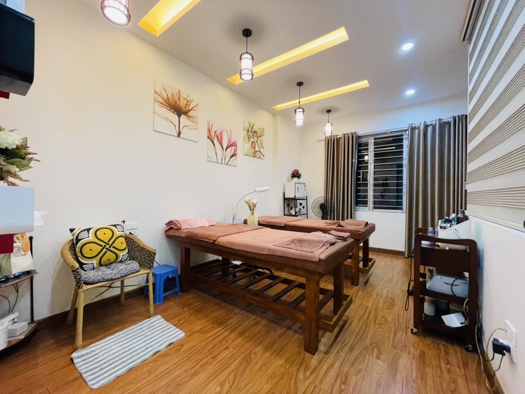 QUAN NHÂN, Ô TÔ ĐỖ CỬA VÀO NHÀ, MẶT TIỀN RỘNG KINH DOANH, NHÀ ĐẸP Ở NGAY, 55M2, HƠN 11 TỶ