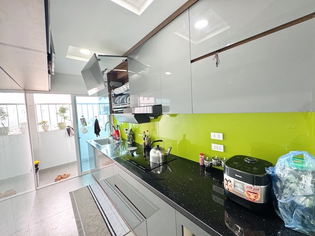 LÊ VĂN LƯƠNG, CĂN HỘ 2PN, 2WC, PHONG KHÁCH, PHÒNG BẾP RIÊNG, BAN CÔNG RỘNG, HƠN 4 TỶ
