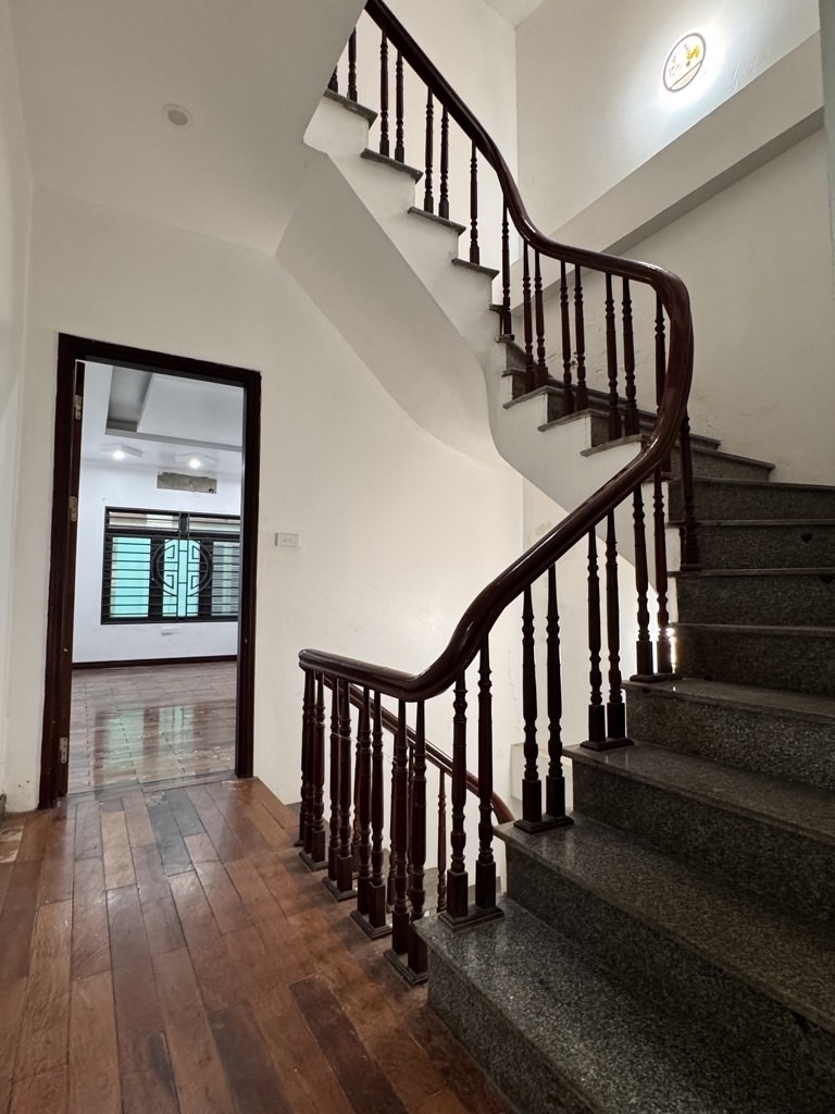 LÊ VĂN LƯƠNG, gần phố, GARA OTO, PHÂN LÔ, Nội thất đẹp, 2 thoáng, 65m2, 6 tầng, hơn 20 tỷ