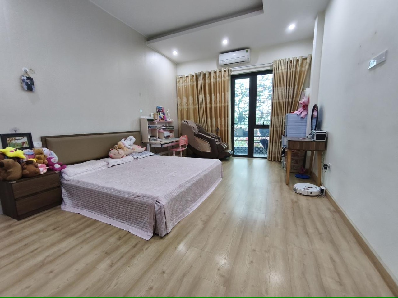 TRẦN DUY HƯNG, LÔ GÓC, OTO đỗ cửa vào nhà, ngõ thông kinh doanh, 69m2, nhà đẹp, nhỉnh 21 tỷ
