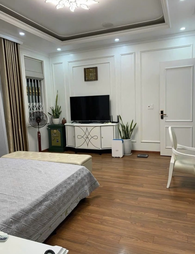 Bán nhà Ngụy Như Kon Tum, hàng xóm CT Trần Đại Quang, Gara oto, vỉa hè, 76m2, nhỉnh 19 tỷ