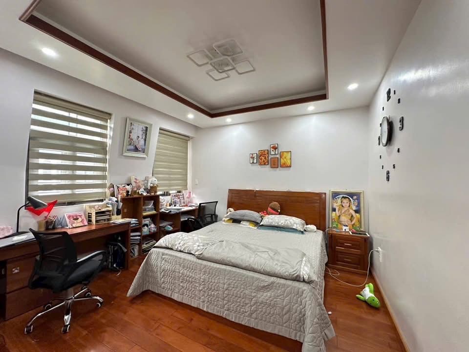 GARA Oto, Thang máy, nhà mới MẠC THÁI TỔ, ngõ thông kinh doanh, hơn 19 tỷ