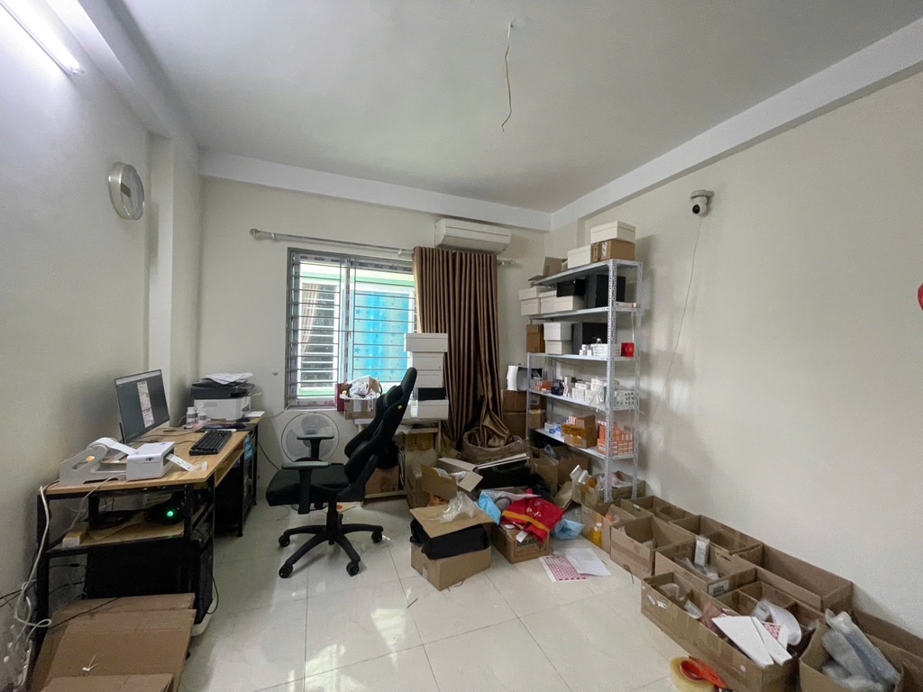 Bán nhà Ngụy Như Kon Tum, ô tô đỗ cửa, view sân chơi, 31m2, hơn 7 tỷ