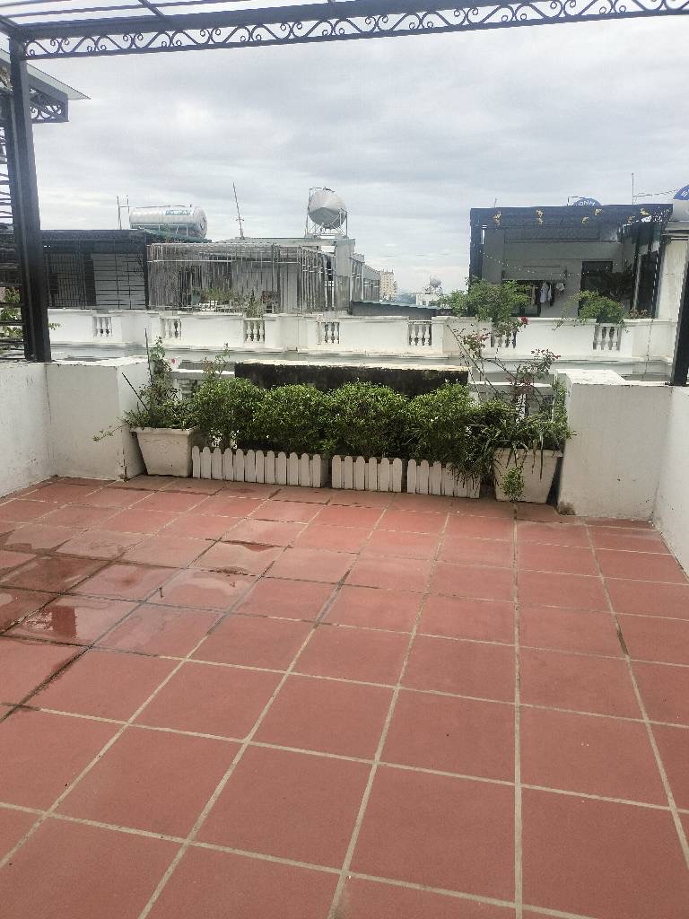 Bán nhà Nguyễn Thị Định, thang máy, gara ô tô 7 chỗ, mặt tiền kinh doanh, 52m2, hơn 18 tỷ