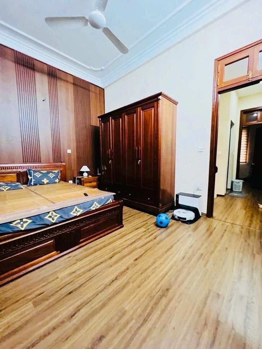 Cần bán nhà Nguyễn Chánh, khu phân lô VIP, Oto đỗ cửa, view đẹp nhất khu, 54m2, hơn 18 tỷ