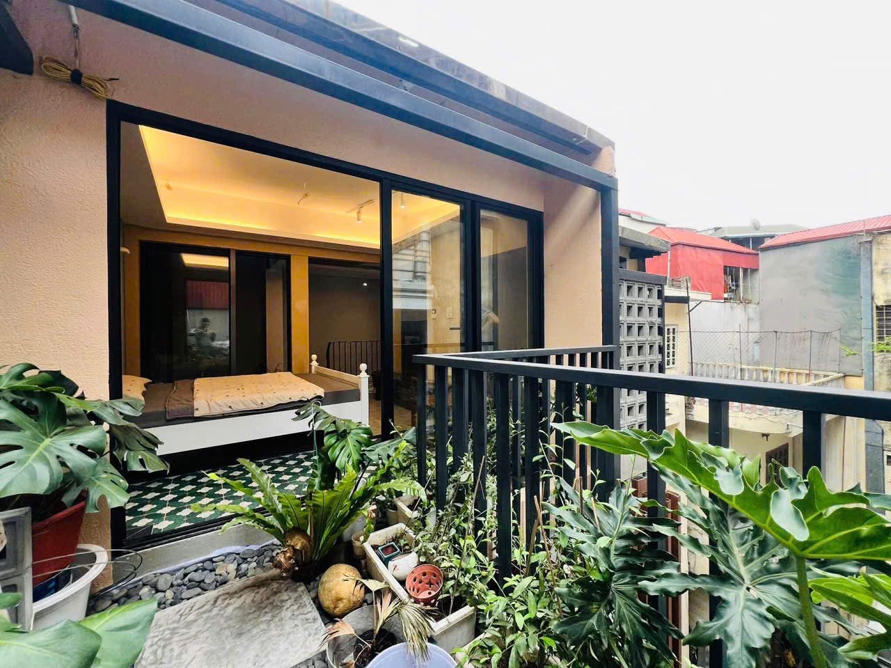 Cần bán nhà Nguyễn Chánh, khu phân lô VIP, Oto đỗ cửa, view đẹp nhất khu, 54m2, hơn 18 tỷ