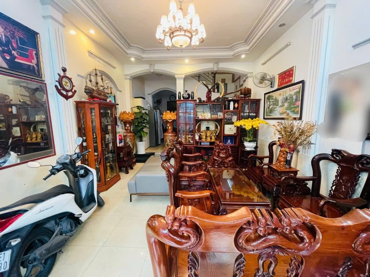 Vị trí số 1 Thanh Xuân, 1 bước ra phố, thông số vàng, ôtô 3 hàng ở cửa, 60m2, hơn 18 tỷ