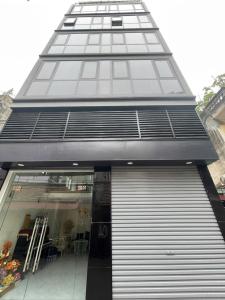 Bán nhà Khuất Duy Tiến, phân lô ô tô, thang máy, gần phố, 53m2, hơn 18 tỷ
