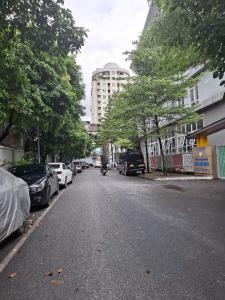 Nguyễn Tuân, THANG MÁY, VỈA HÈ ôtô tránh, 67M2, 2THOÁNG, 6 TẦNG, FULL nội thất, hơn 15 tỷ