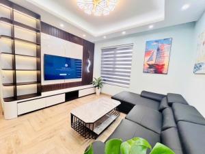 Căn hộ 3PN, 2WC lô góc khu đô thị Trung Hòa Nhân Chính, sát Lê Văn Lương, hơn 4 tỷ