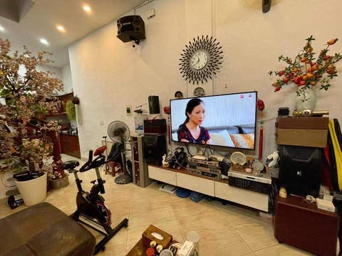 BÁN GẤP NHÀ ĐẸP KIM MÃ PHỐ VIP BA ĐÌNH FULL NỘI THẤT 45M X 4 TẦNG MT 4M 8.6 TỶ 