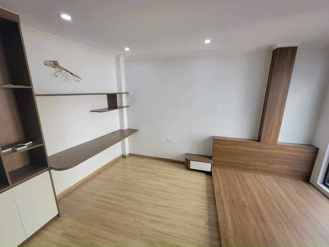 BÁN GẤP NHÀ ĐẸP THỤY KHUÊ TT TÂY HỒ FULL NỘI THẤT 30M X 5 TẦNG 7,5 TỶ