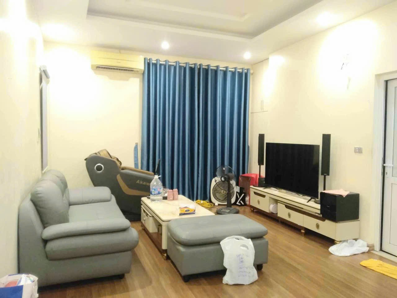 NHÀ BA ĐÌNH GIÁP RANH TÂY HỒ , HOÀN KIẾM FULL NỘI THẤT 42M X 4 TẦNG MT 4,5M 7,5  TỶ