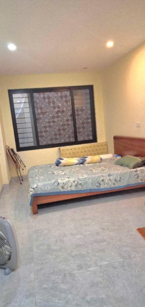 BÁN GẤP NHÀ HỒNG HÀ TT TÂY HỒ GIÁP RANH BA ĐÌNH FULL NỘI THẤT 30M X 3 TẦNG 2 TỶ 8